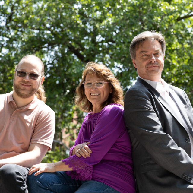 Bob and Cindy with their son Damyon.